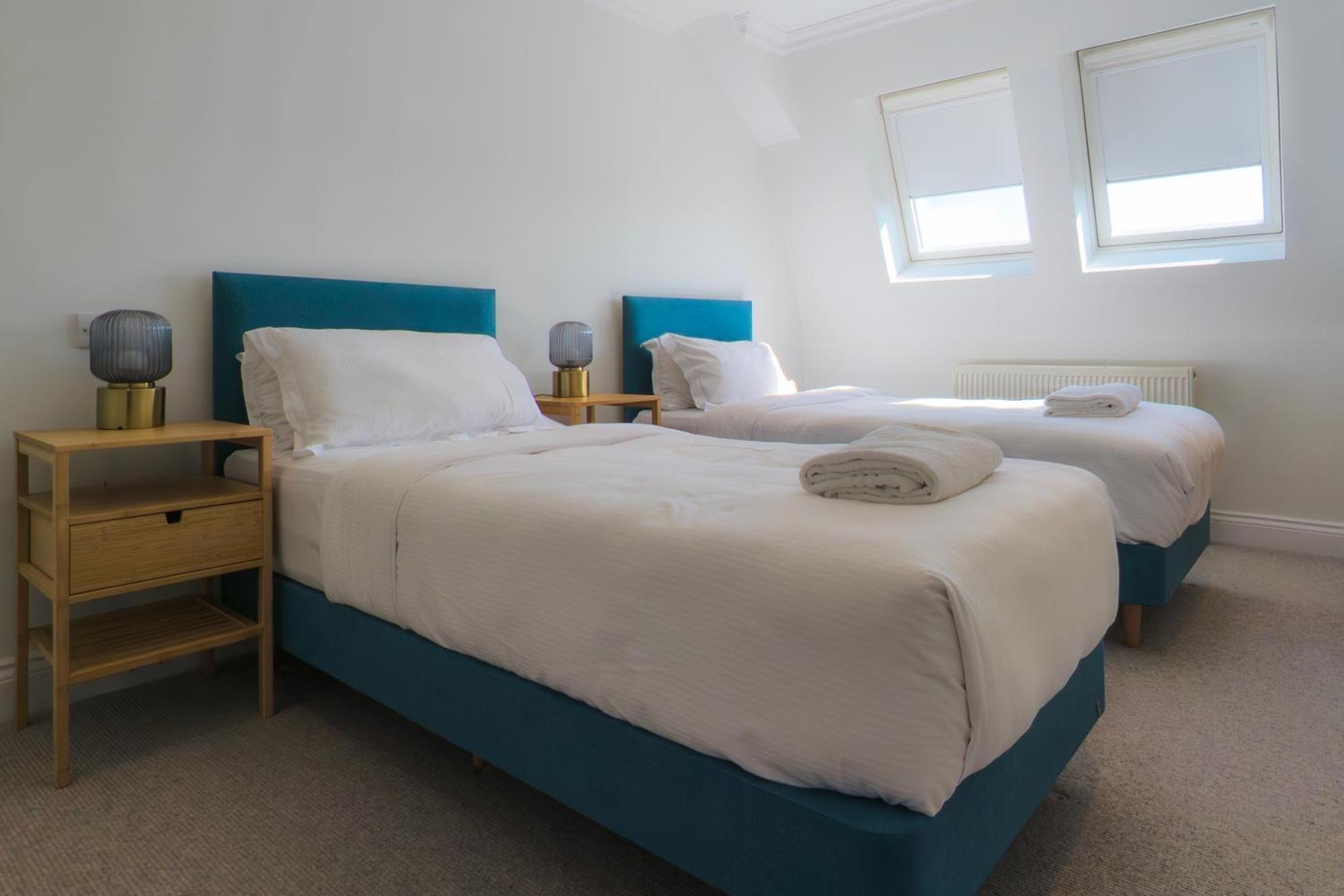 Madison Hill - White Hill House 5 - 3 Bedroom Flat Лондон Екстериор снимка